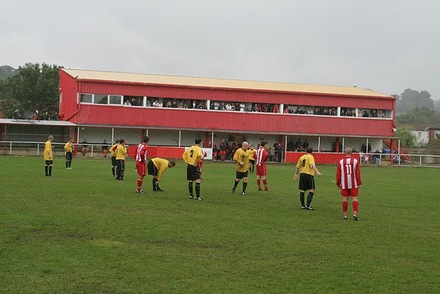 Reachfields Stadium, Fort Road (ENG)
